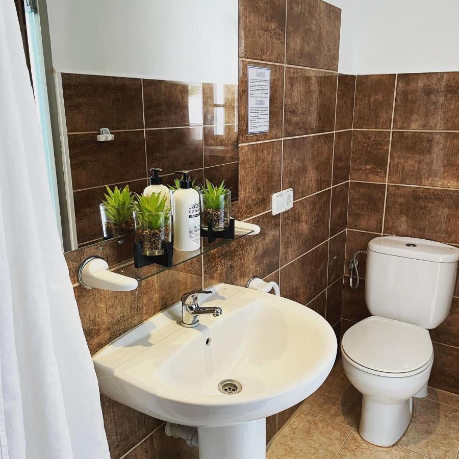 פלאייה דה פאלמה Hostal Playa De Palma מראה חיצוני תמונה